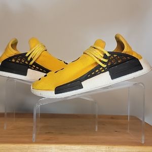 Pharrell will Addidas NMD Humn Race.